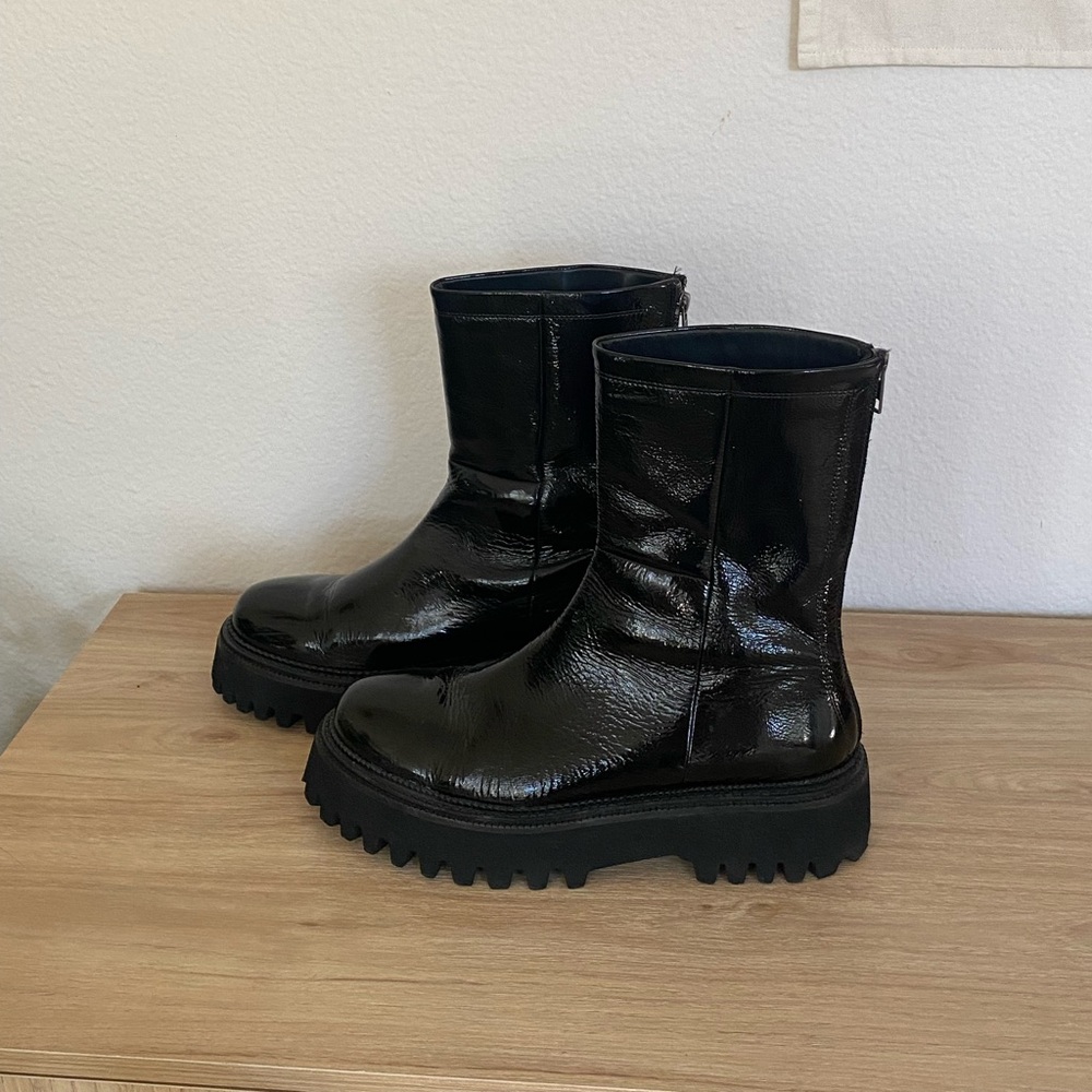 Seychelles Boots - Picture 3 of 3